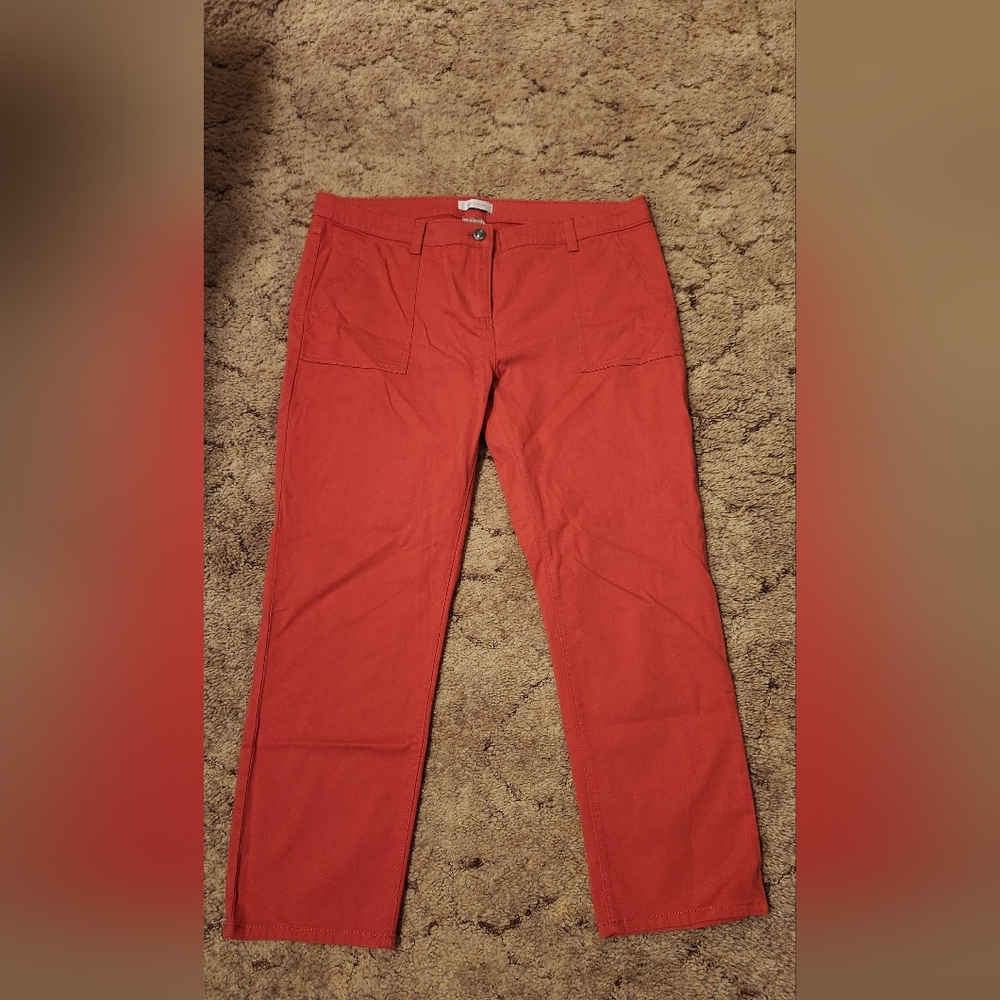 Cropped pants